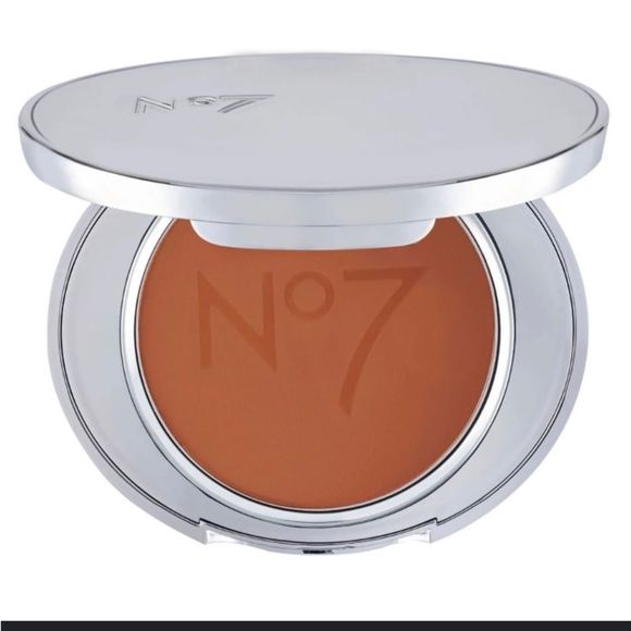 No7 Lift & luminate translucent finishing powder 10g/0.35 oz Color DEEP New - Picture 4 of 4